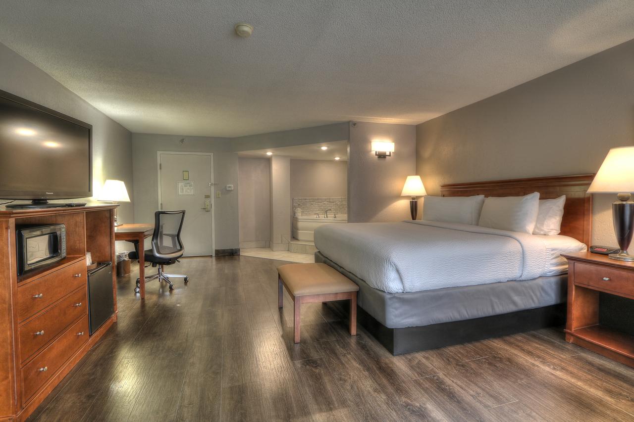 The Ramsey Hotel And Convention Center - thumb 25