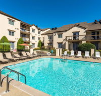 Club Hotel Nashville Inn  Suites - Tourism Bookings