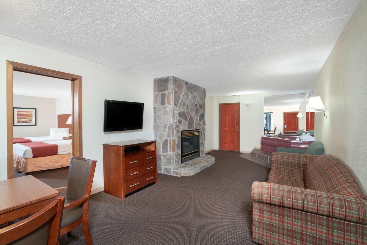 Evergreen Smoky Mountain Lodge & Convention Center - thumb 23
