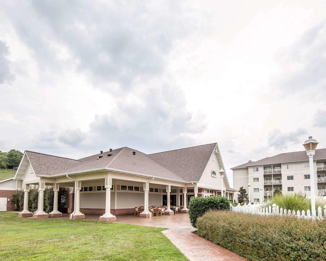MainStay Suites Conference Center Pigeon Forge - thumb 20
