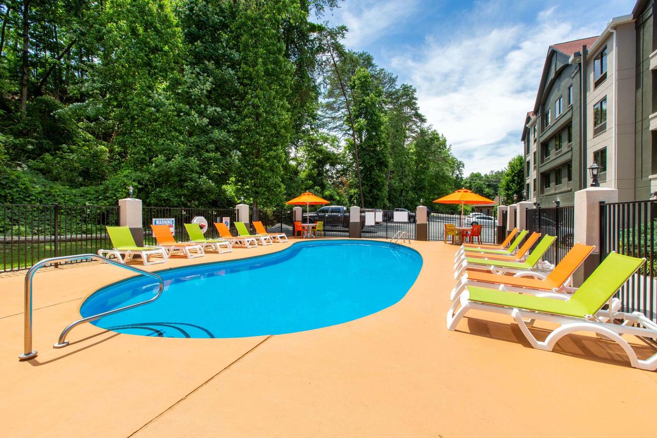 La Quinta Inn By Wyndham Pigeon Forge-Dollywood - thumb 5