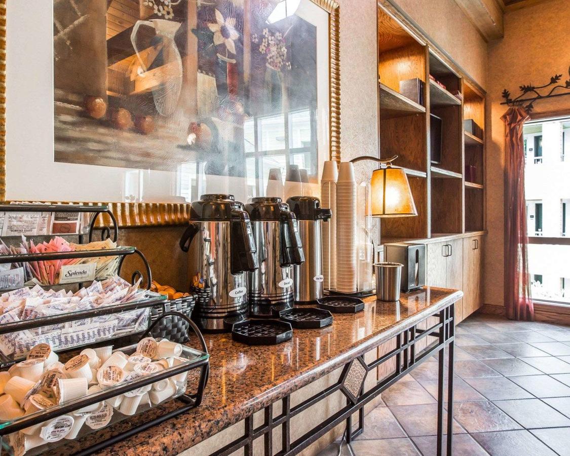 Econo Lodge Riverside - thumb 12