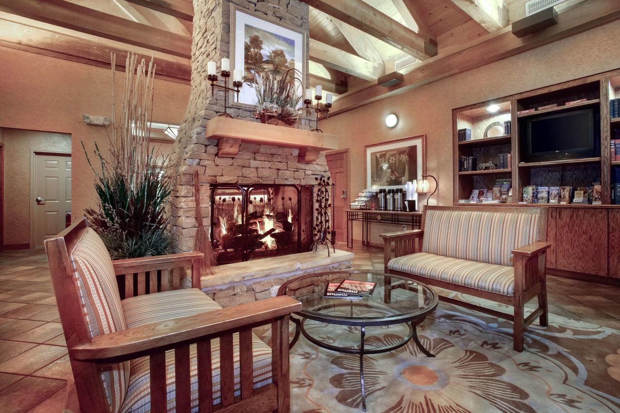 Econo Lodge Riverside - thumb 5