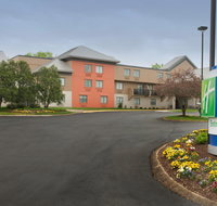 Holiday Inn Express Nashville Airport - Tourism Bookings
