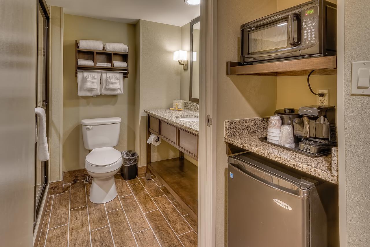 La Quinta By Wyndham Pigeon Forge - thumb 2