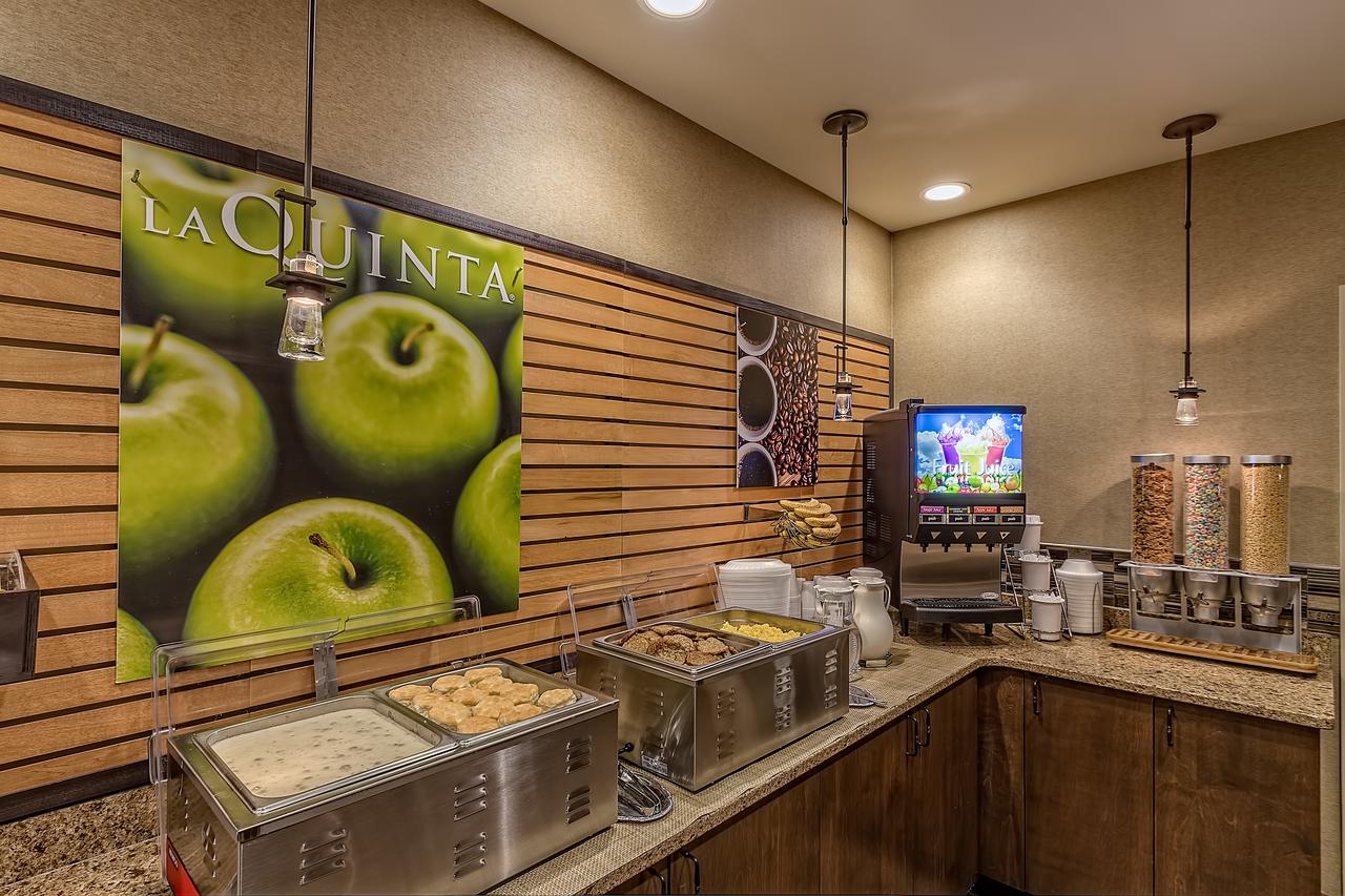 La Quinta By Wyndham Pigeon Forge - thumb 25