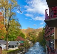 Baymont by Wyndham Gatlinburg On The River - Tourism Bookings