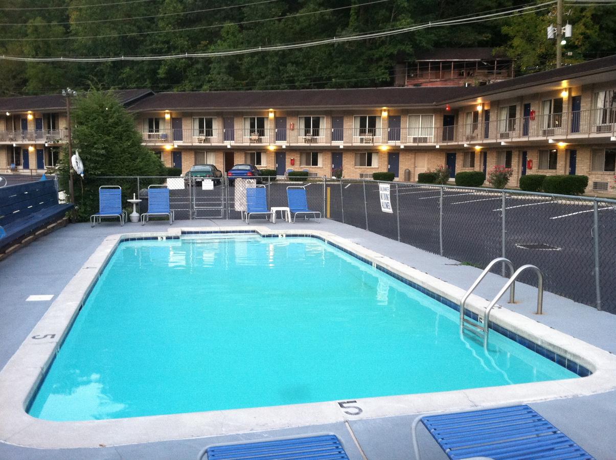 Sidney James Mountain Lodge - thumb 4