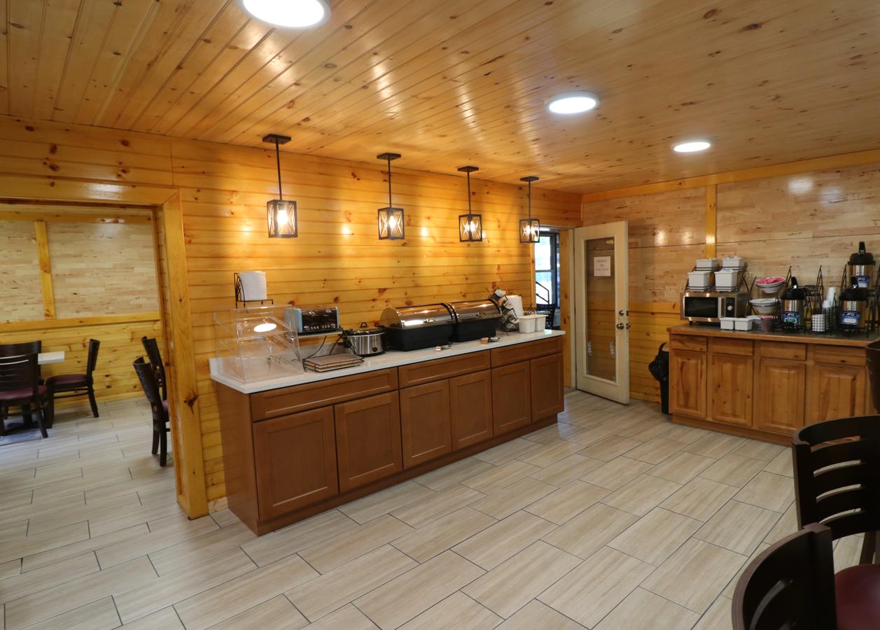Howard Johnson By Wyndham Downtown Gatlinburg - thumb 1