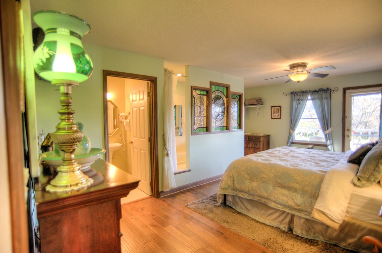 Blue Mountain Mist Country Inn - thumb 5