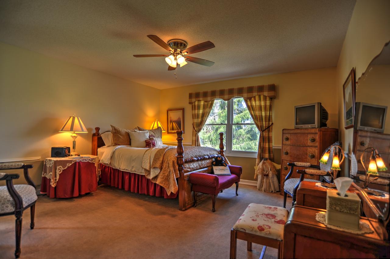 Blue Mountain Mist Country Inn - thumb 35