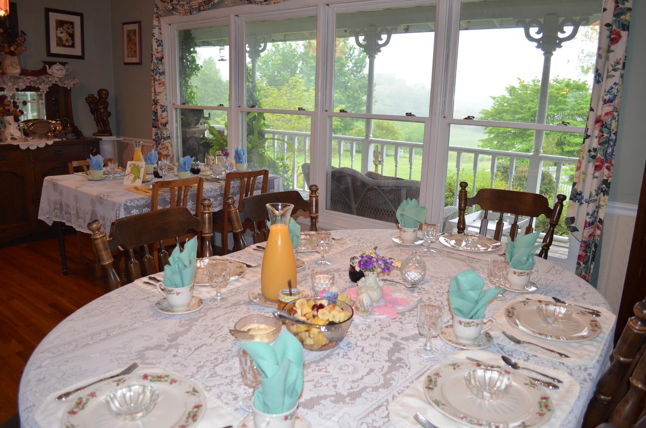 Blue Mountain Mist Country Inn - thumb 33