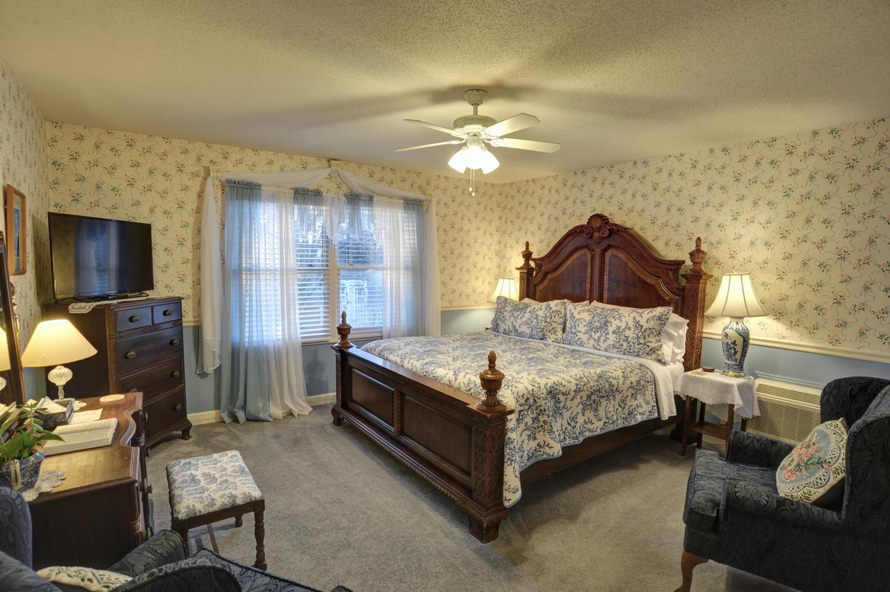Blue Mountain Mist Country Inn - thumb 31
