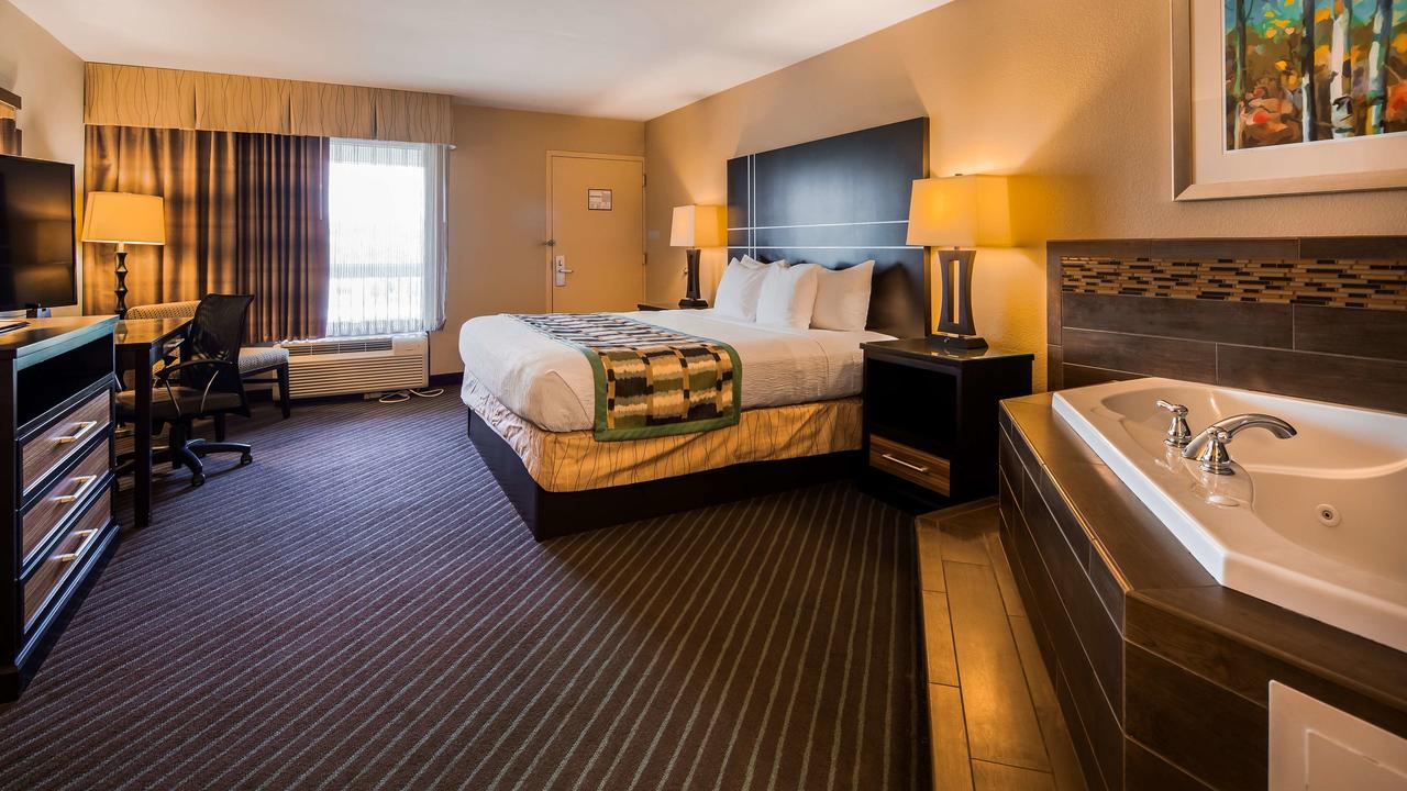 Best Western Newport Inn - thumb 30