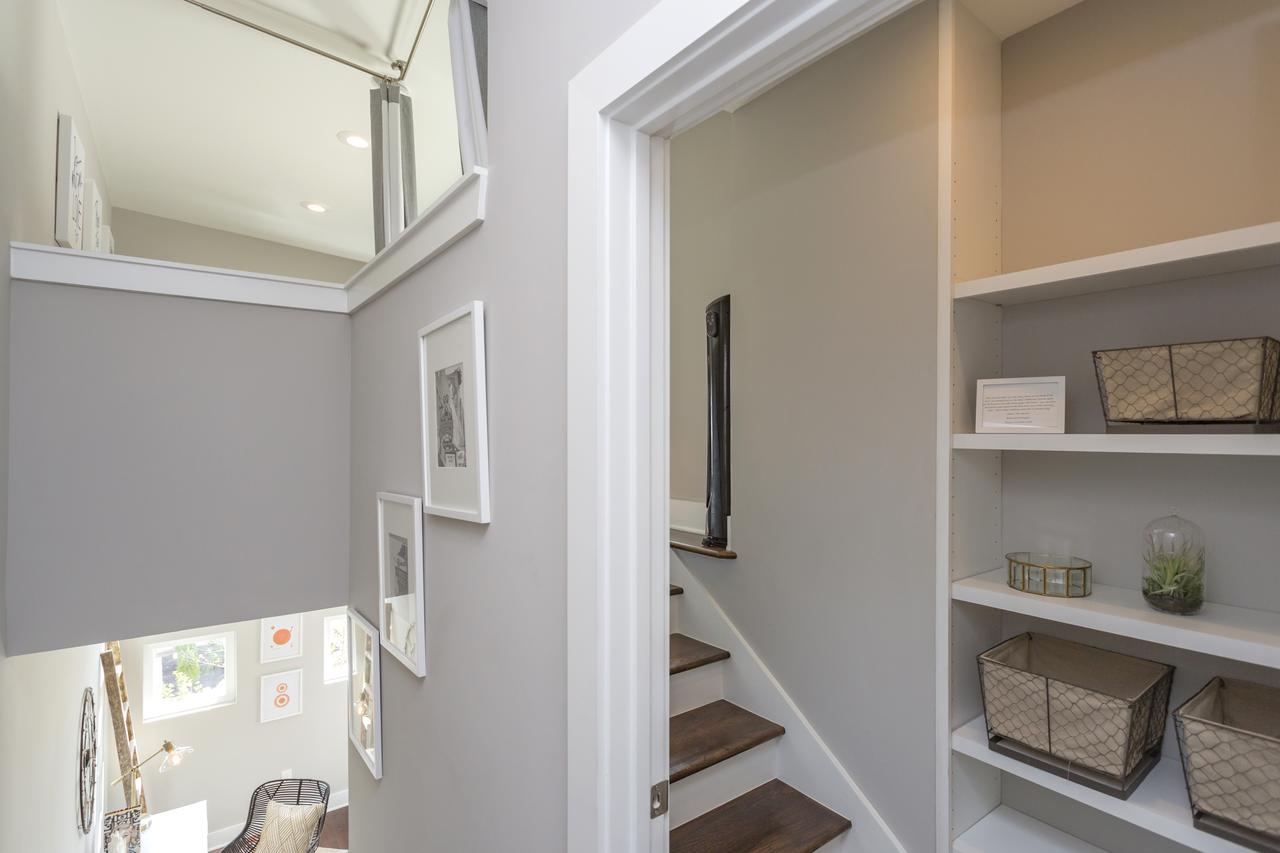 Downtown Southern Luxury Living 2BR & Free Parking - thumb 27