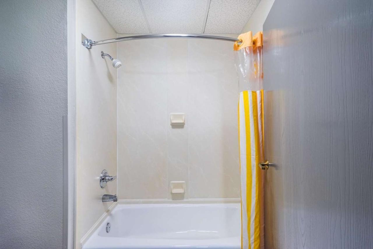 Wingate By Wyndham Memphis - thumb 1