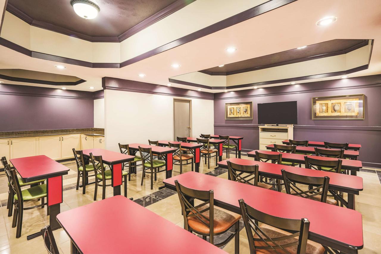 Wingate By Wyndham Memphis - thumb 33