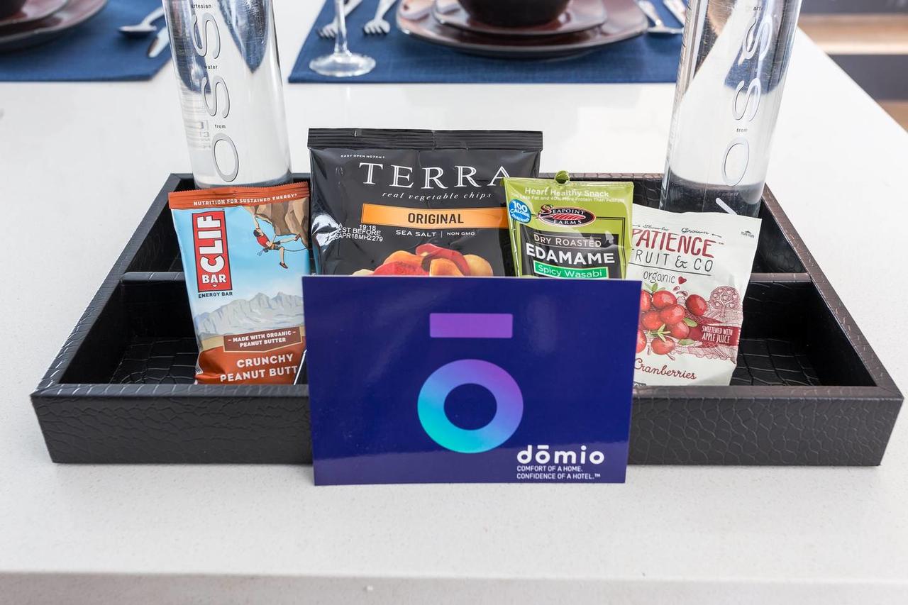 Four-Bedroom Four-Bath West End Townhouse - thumb 17