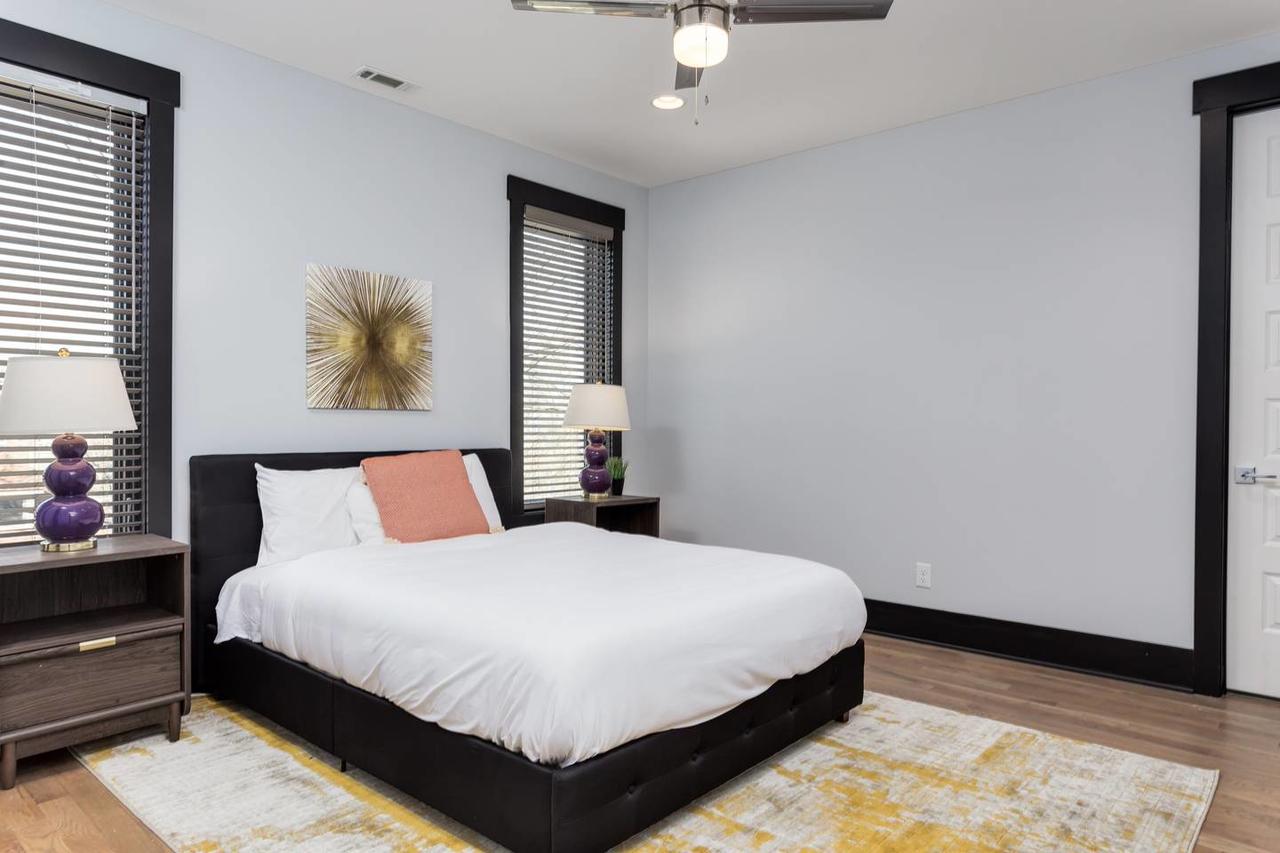 Four-Bedroom Four-Bath West End Townhouse - thumb 5