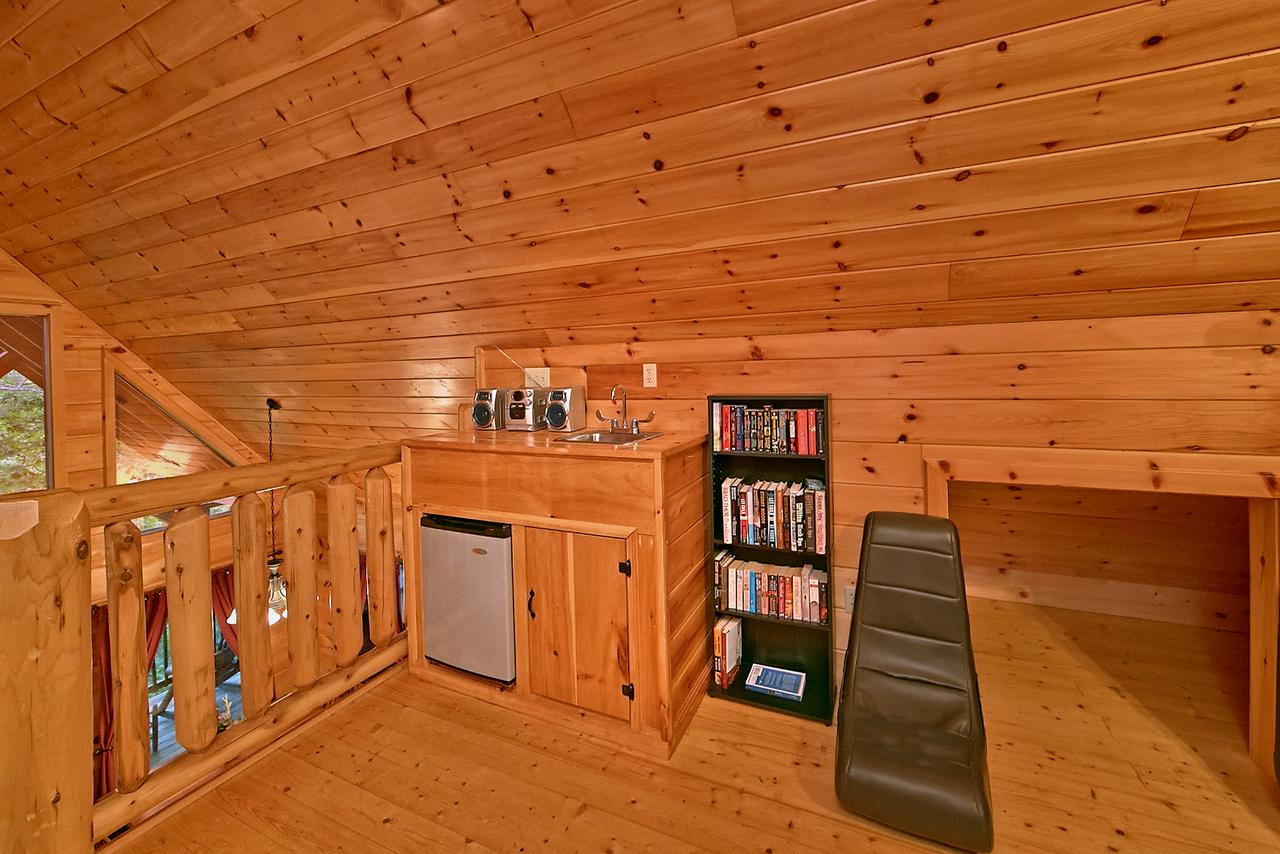 A Bear's Eye View #251 - Two Bedroom Cabin - thumb 2