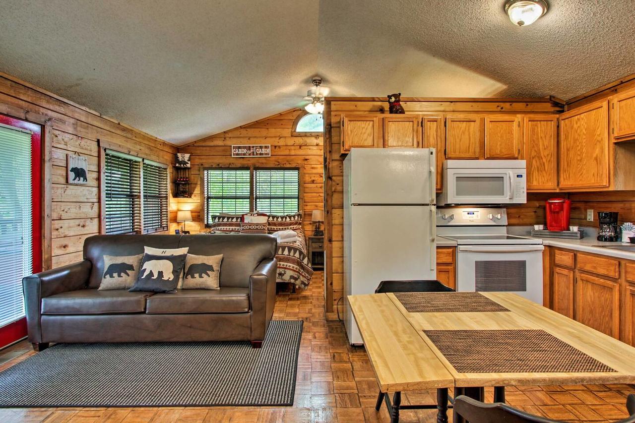 River Rush- Cozy Riverfront Cabin 5 Mi To Pigeon Forge - thumb 13