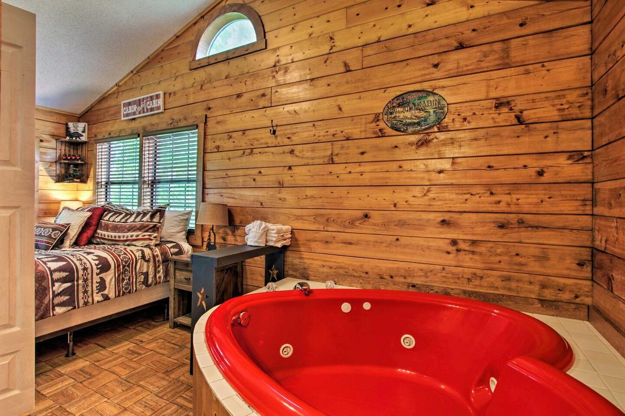 River Rush- Cozy Riverfront Cabin 5 Mi To Pigeon Forge - thumb 16