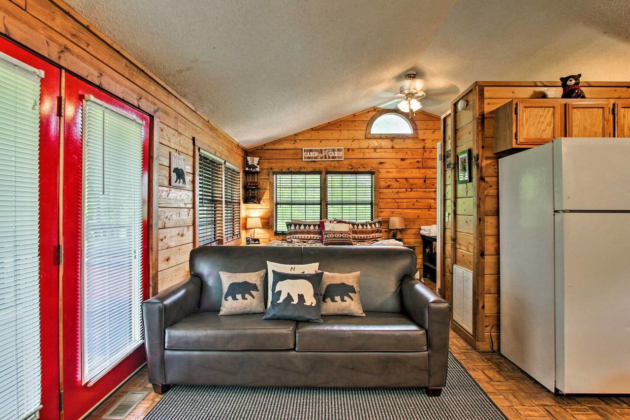 River Rush- Cozy Riverfront Cabin 5 Mi To Pigeon Forge - thumb 21