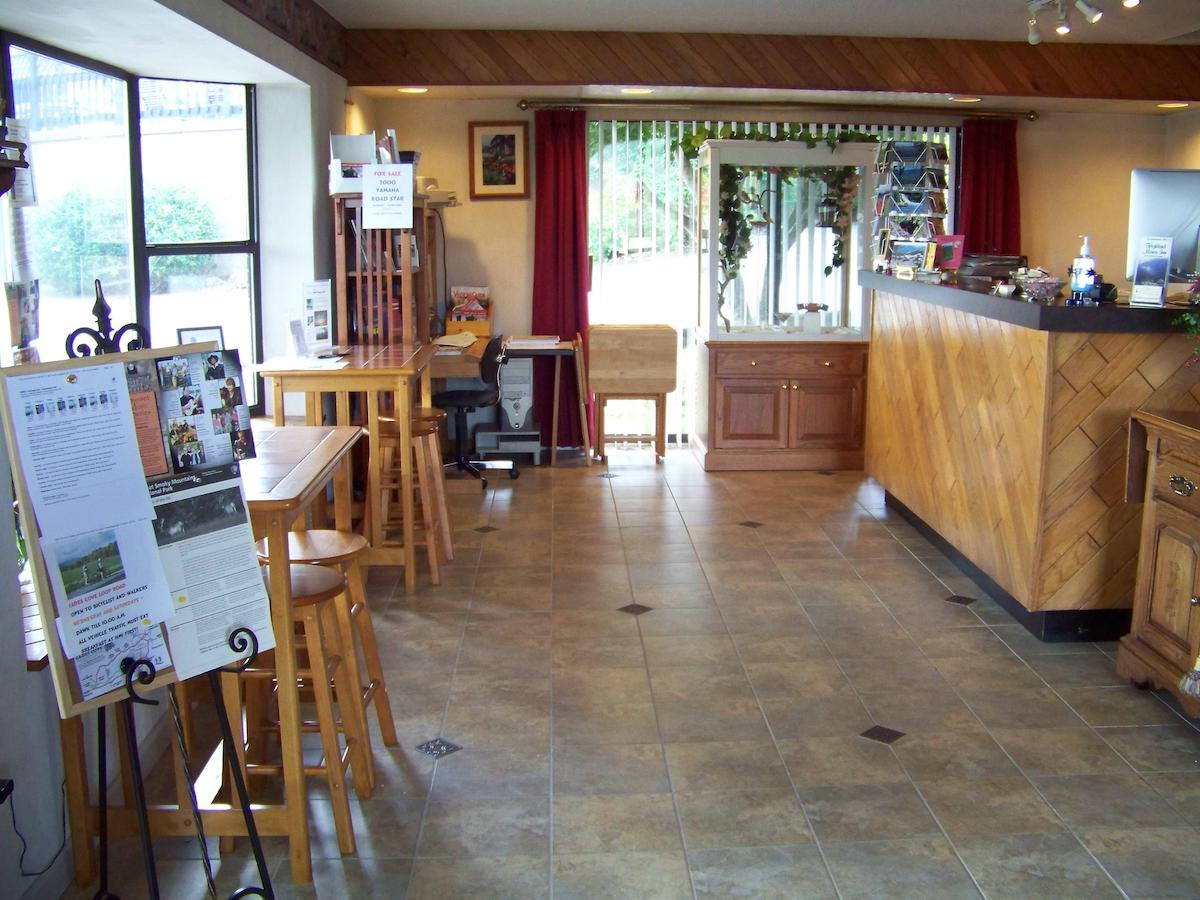 Highland Manor Inn - thumb 27