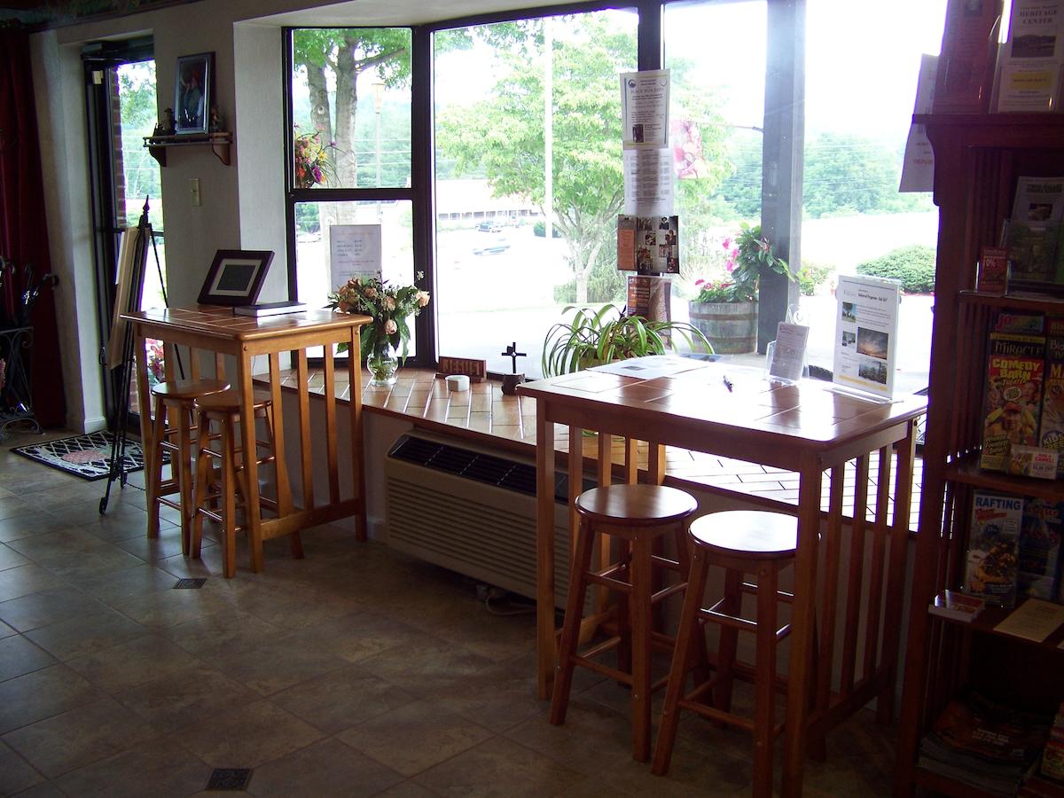 Highland Manor Inn - thumb 26