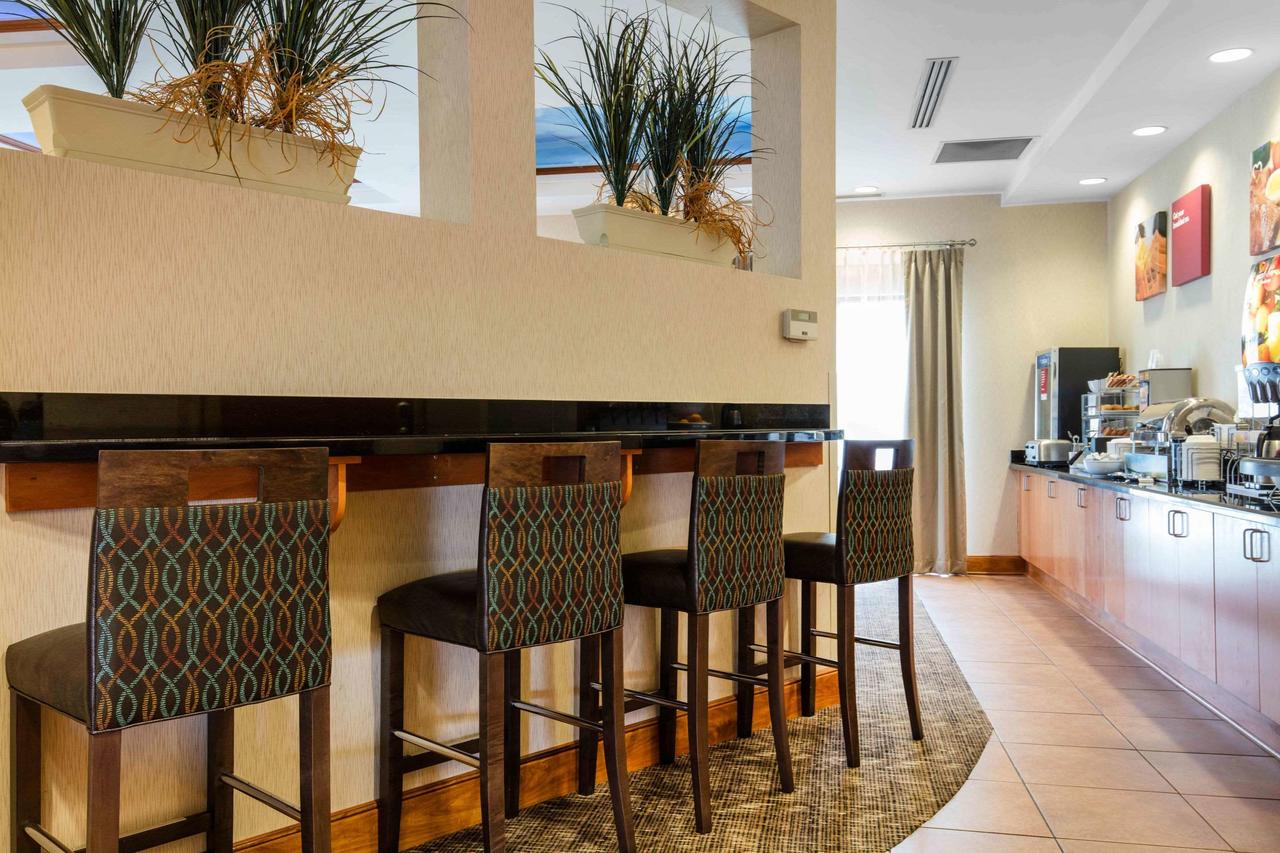 Comfort Suites Murfreesboro - thumb 24
