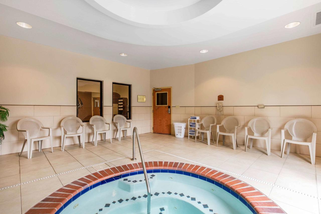 Comfort Suites Murfreesboro - thumb 20