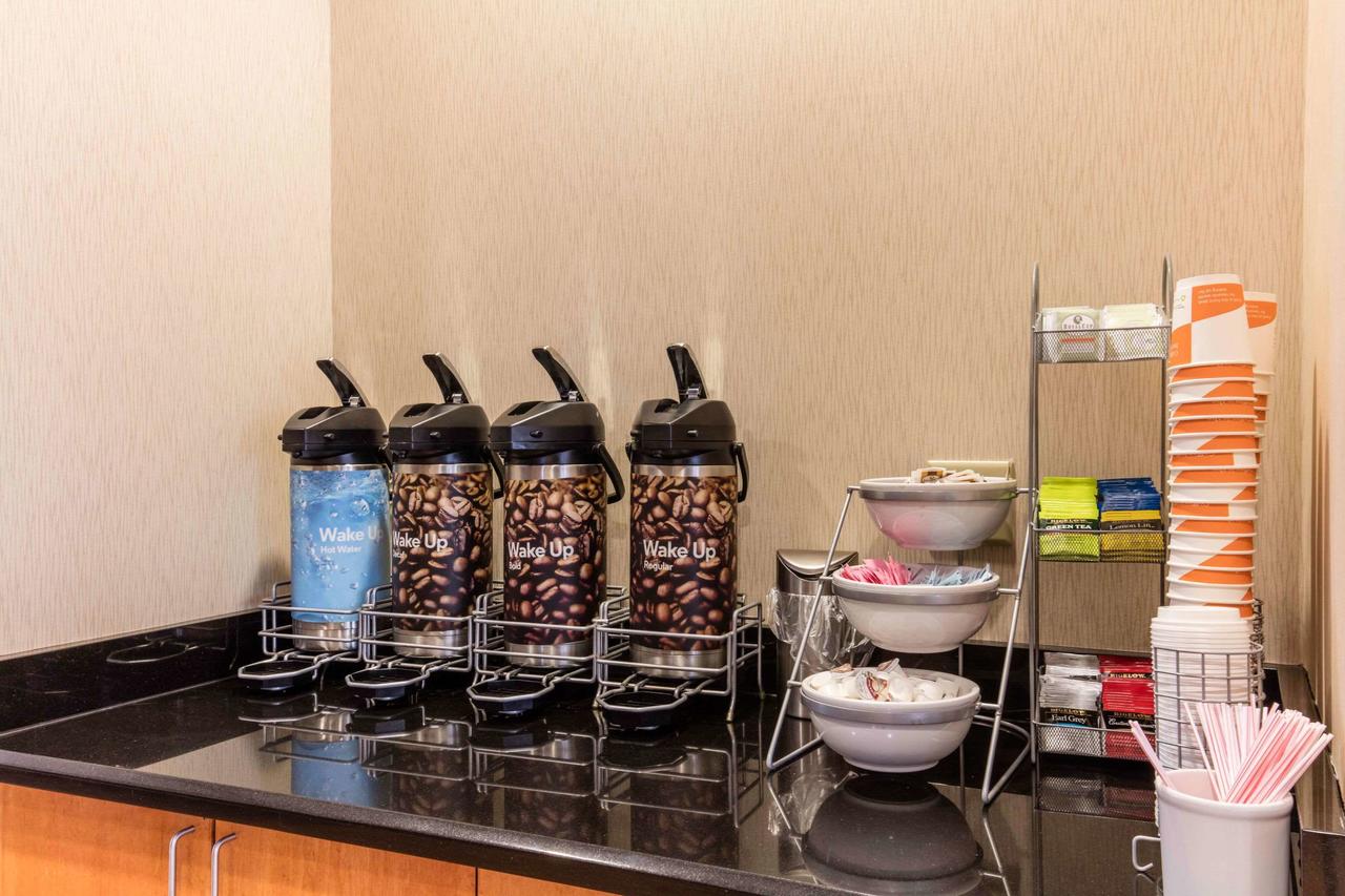 Comfort Suites Murfreesboro - thumb 22