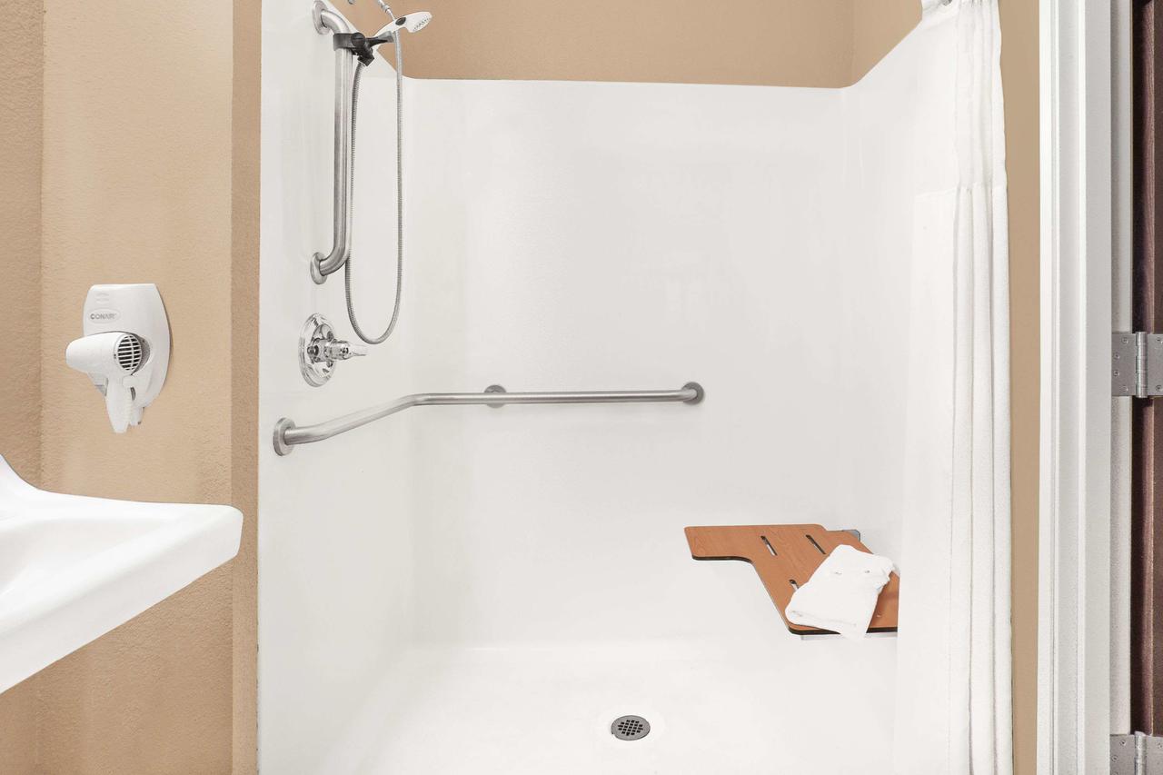 Microtel Inn & Suites By Wyndham Manchester - thumb 1