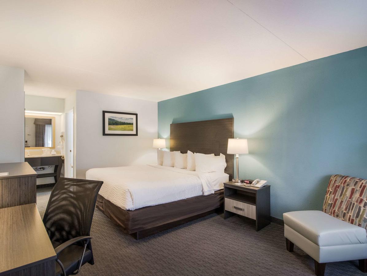 Clarion Inn Cleveland - thumb 8