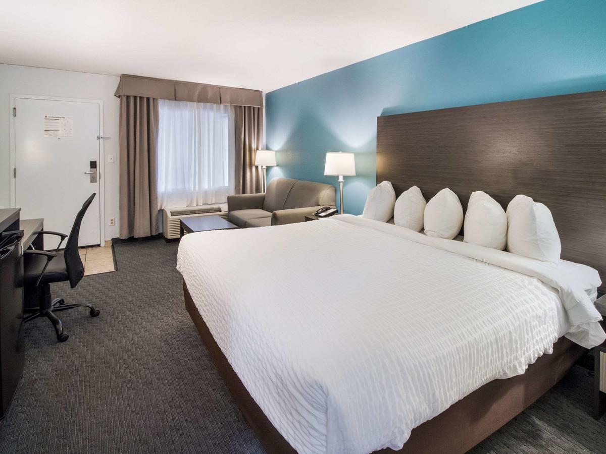 Clarion Inn Cleveland - thumb 27