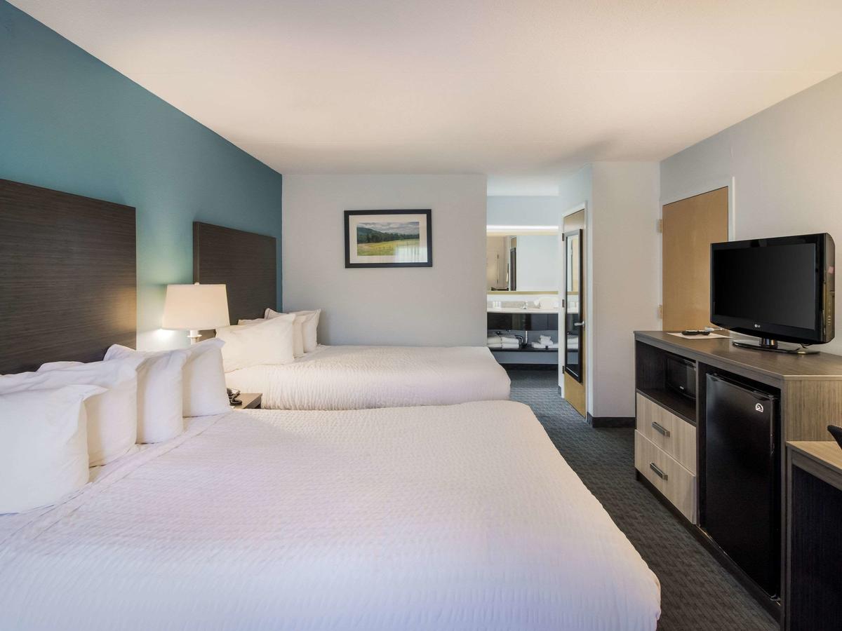 Clarion Inn Cleveland - thumb 23