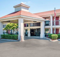 Econo Lodge Inn  Suites Murfreesboro - USA Accommodation