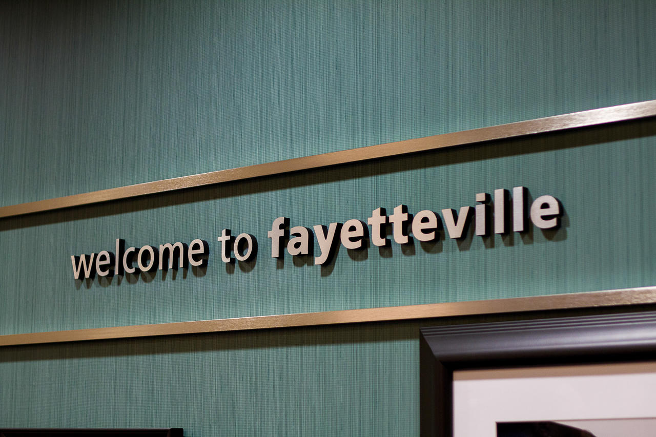 Hampton Inn Fayetteville - thumb 4