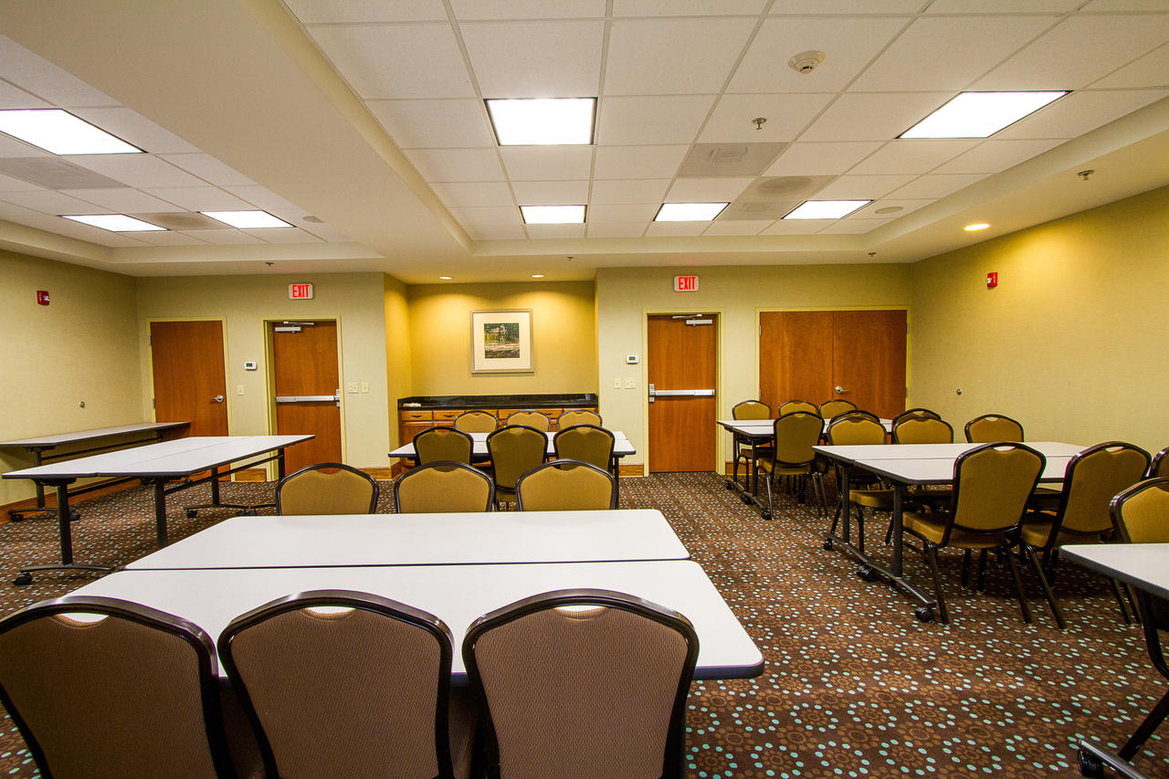 Hampton Inn Fayetteville - thumb 13