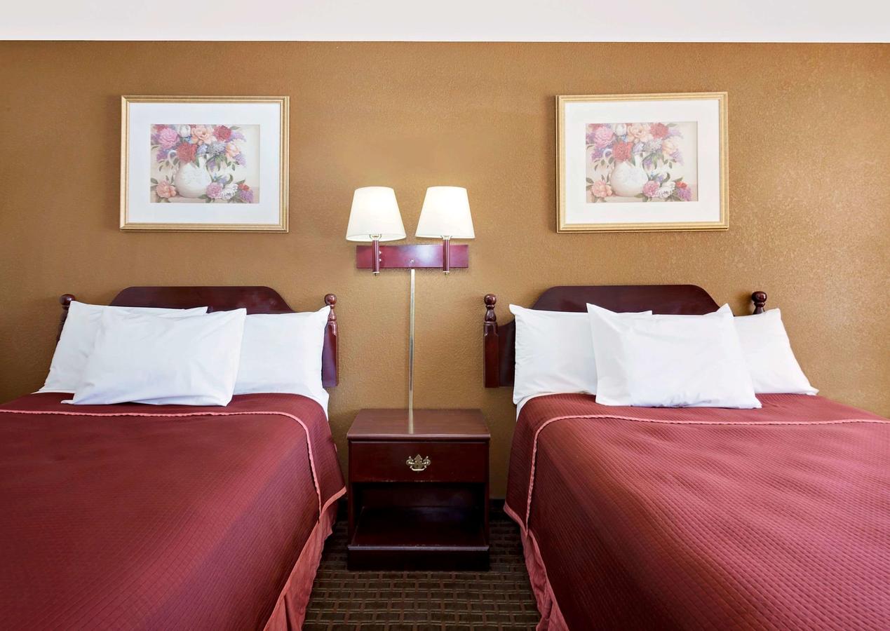 Howard Johnson By Wyndham Cleveland - thumb 26