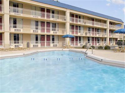 Howard Johnson By Wyndham Cleveland - thumb 2