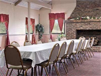 Howard Johnson By Wyndham Cleveland - thumb 11