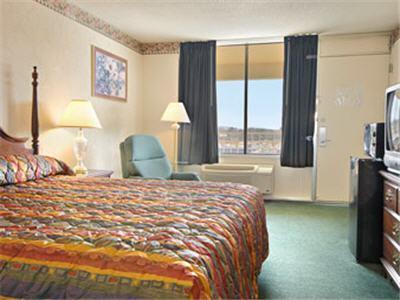 Howard Johnson By Wyndham Cleveland - thumb 4