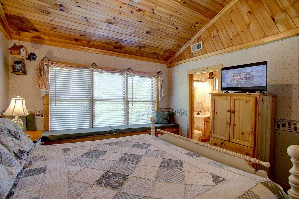 Cricket Lane Cabin - thumb 1