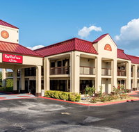 Red Roof Inn  Suites Clinton - Tourism Bookings