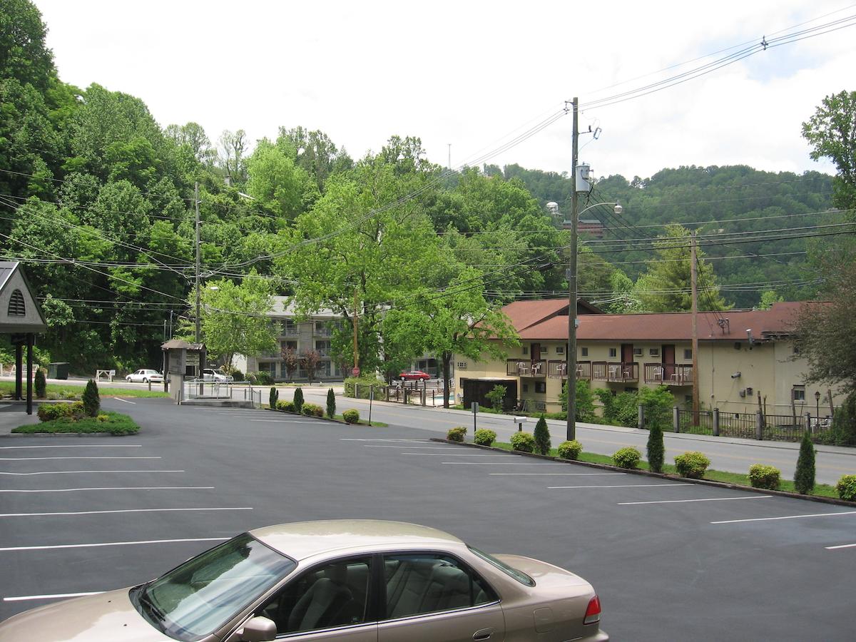Condo 103 At Olde Gatlinburg Place - thumb 23