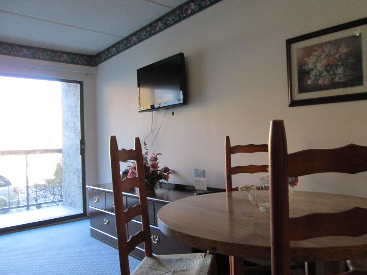 Condo 103 At Olde Gatlinburg Place - thumb 7