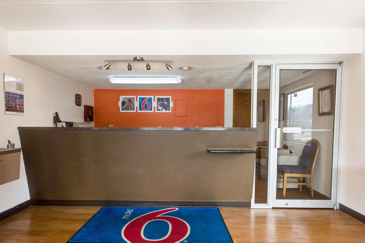 Motel 6 Kingston - thumb 34