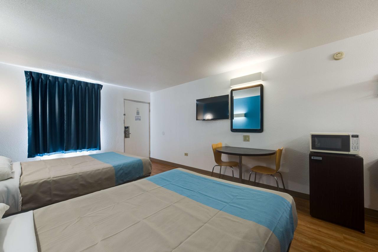 Motel 6 Kingston - thumb 40