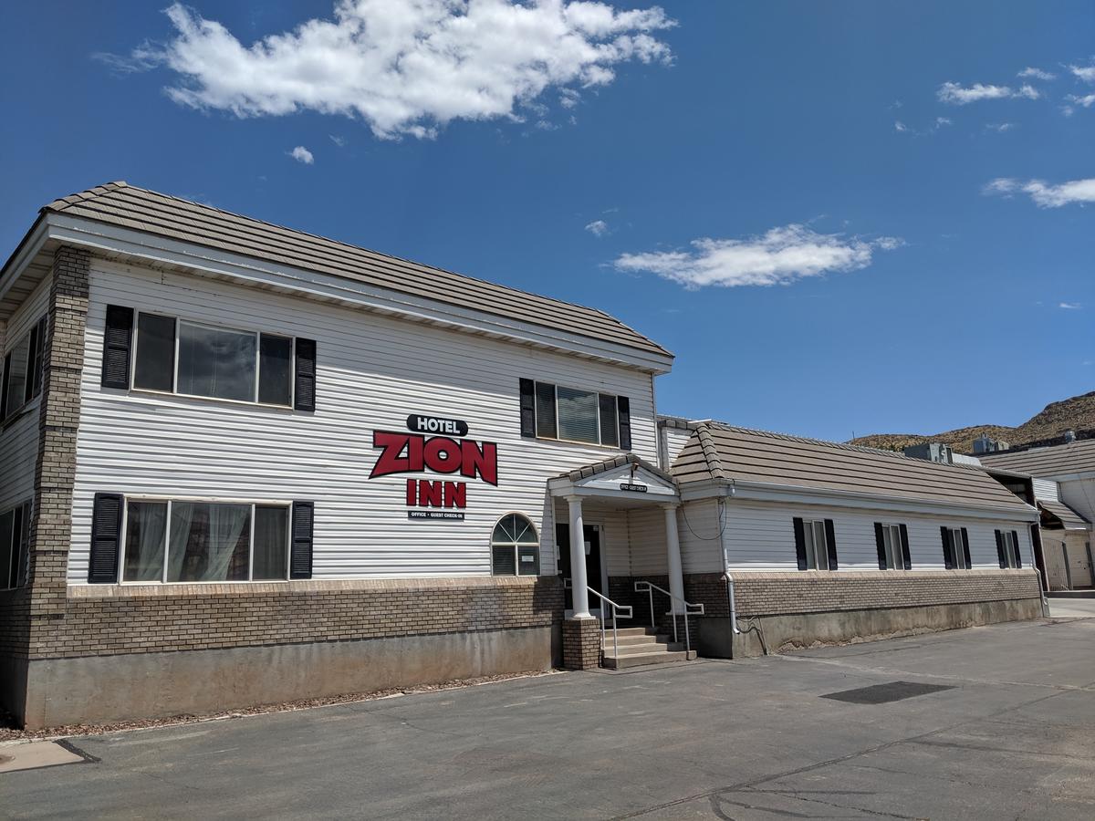 Hotel Zion - thumb 0